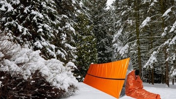ЛЕГКАЯ ТЕПЛОВАЯ СПАСАТЕЛЬНАЯ ПАЛАТКА FOIL OF LIFE BLACKET TARPET SURVIVAL NRC