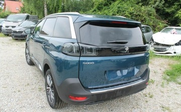 Peugeot 5008 II Crossover Facelifting 1.2 PureTech 130KM 2023 Peugeot 5008 1.2 Benzyna 131KM, zdjęcie 6