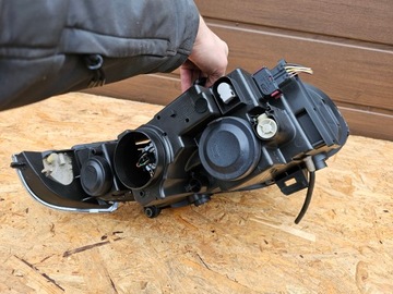 LEVÝ SVĚTLO SAAB 95 9-5 FACELIFT 05-09R XENON EVROPA