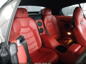 Maserati GranTurismo 2019 Maserati GranTurismo Sport, 2019r., 4.7L 4.7 Benzyna 474KM, zdjęcie 9