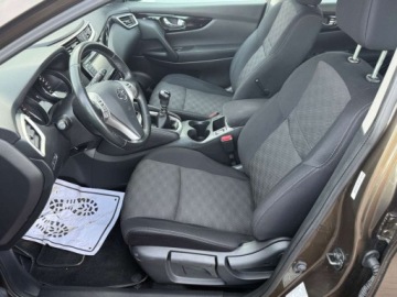 Nissan Qashqai II Crossover 1.2 DIG-T 115KM 2015 Nissan Qashqai Sliczny Qashqai 1.2Benz.115KM Navi Kamera Grzane Fotele Par, zdjęcie 11
