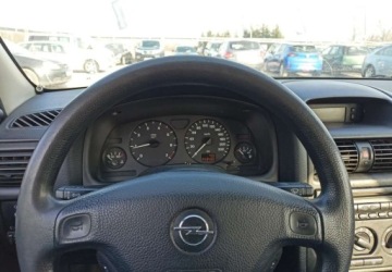 Opel Astra G Sedan 1.4 16V 90KM 2000 Opel Astra Opel Astra 1.4 Benzyna 90KM, zdjęcie 8