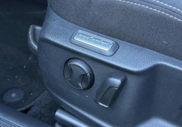 Volkswagen Passat B8 Limousine Facelifting 2.0 TSI 190KM 2020 Volkswagen Passat Business Pakiety, ACC, ergoComfort, GPS, Podgrzewane fo, zdjęcie 32