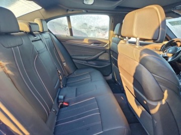BMW Seria 5 G90-91 2023 BMW Seria 5 M550xi 2023 4.4 Benzyna 523KM, zdjęcie 10
