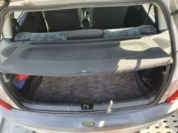 Pokrywa zaworów Opel corsa B 2001r 1.2