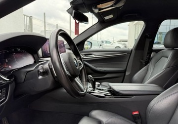 BMW Seria 5 G30-G31 2021 BMW Seria 5 530d xDrive M Pakiet HiFi Display Key Webasto HeadUp VAT 23, zdjęcie 21