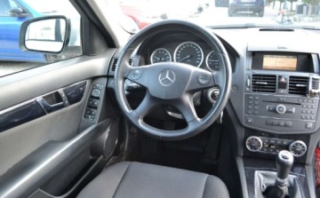 Mercedes Klasa C W204 Limuzyna 1.8 180 K 156KM 2008 Mercedes-Benz Klasa C Bezwypadkowe - Niski przebieg - Super Stan - Gotowe, zdjęcie 4