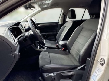 Volkswagen T-Roc I SUV Facelifting 1.5 TSI ACT 150KM 2024 Volkswagen T-Roc 1.5 Benzyna 150KM, zdjęcie 2