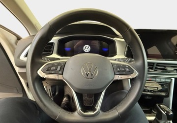 Volkswagen T-Roc I SUV Facelifting 1.5 TSI ACT 150KM 2023 Volkswagen T-Roc I wlasciciel - Salon Polska - Niski przebieg - Virtual -, zdjęcie 18