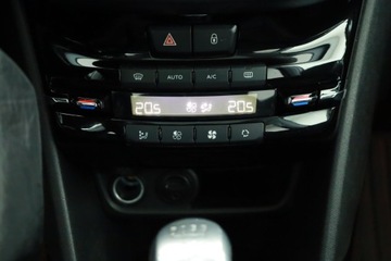 Peugeot 2008 I SUV Facelifting 1.6 BlueHDi 120KM 2016 Peugeot 2008 1.6 BlueHDi, Skóra, Navi, Klima, zdjęcie 9