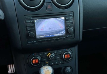 Nissan Qashqai I Crossover 2.0 141KM 2011 Nissan Qashqai 2.0 Benzyna, Bezwypadkowy, Drugi wlasciciel od nowosci, zdjęcie 13