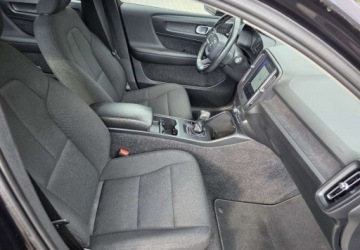 Volvo XC40 Crossover 1.5 T3 156KM 2018 Volvo XC 40 Czarne VOLVO XC40 1.5T Ful Led Alu Navi Grz.kier Kamera 1.5, zdjęcie 20