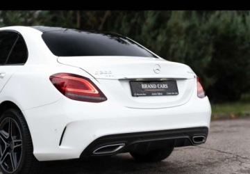 Mercedes Klasa C W205 Kabriolet Facelifting 1.5 200 184KM 2020 Mercedes-Benz Klasa C Mercedes-Benz Klasa C 200 4MATIC 9G-TRONIC 1.5 184KM, zdjęcie 6