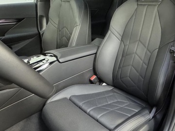 BMW Seria 5 G90-91 2025 BMW Seria 5 530e xDrive M Sport 2.0 299KM, zdjęcie 5