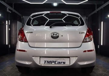 Hyundai i20 I Hatchback 5d Facelifting 1.2 DOHC 85KM 2012 Hyundai i20 1.2 Benzyna 85KM, zdjęcie 12