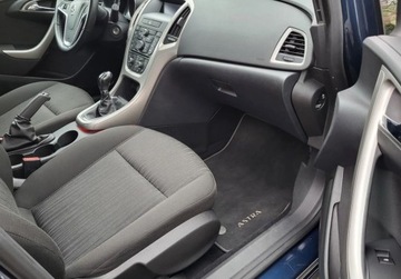 Opel Astra J Hatchback 5d 1.6 Twinport ECOTEC 115KM 2011 Opel Astra Opel Astra 1.6 115PS Dobre wyposazenie Kola Lato Zima 1.6, zdjęcie 22