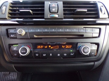 BMW Seria 3 F30-F31-F34 Touring 2.0 318d 143KM 2014 BMW Seria 3 F30/F31 4X4 xdrive możli.zamiana, zdjęcie 24