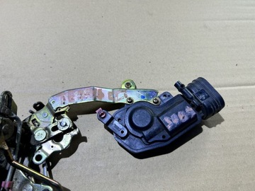 ZÁMEK DVEŘE LEVÝ ZADNÍ DAIHATSU TERIOS I