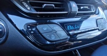 Toyota C-HR I Crossover 1.2L Turbo 116KM 2016 Toyota C-HR Bogate wyposazenie Niski przebieg Pierwszy wlasciciel, Salon PL, zdjęcie 12