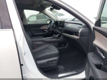 Toyota 2024 Toyota Grand Highlander XLE 2024 2.5l 2.5 Hybryda 186KM, zdjęcie 9