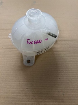 HYUNDAI TUCSON III - NÁDOBKA VYROVNÁVACÍ KAPALINY