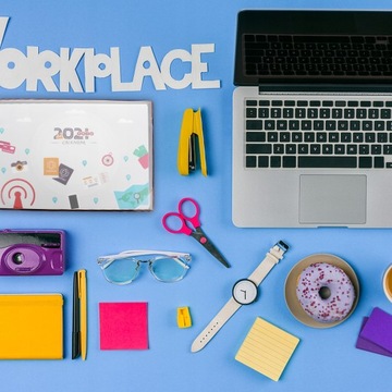 Календарь расписания компьютерной панели