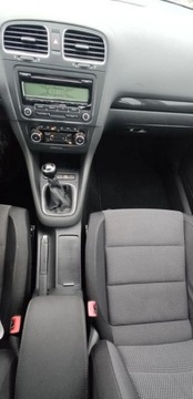Volkswagen Golf VI Hatchback 5d 1.4 TSI 122KM 2009 Volkswagen Golf 1.4 benz ,bezwypadek ,niski pot przebieg bogate wyposazenie, zdjęcie 17