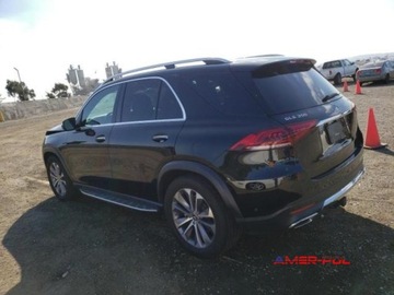 Mercedes GLE V167 2022 Mercedes-Benz GLE 2022 r., 2,0L GLE 350 4 MATIC 2.0 Benzyna 255KM, zdjęcie 1
