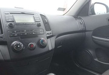 Hyundai i30 I Hatchback 1.6 CRDi 90KM 2007 Hyundai i30 Hyundai i30, zdjęcie 9