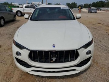 Maserati Levante 2017 Maserati Levante 2017 MASERATI LEVANTE S, siln..., zdjęcie 5