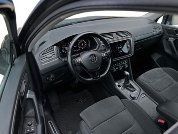 Volkswagen Tiguan II SUV 2.0 TSI 190KM 2020 Volkswagen Tiguan Volkswagen Tiguan 2.0 TSI 190 KM 4Motion DSG Highline 2, zdjęcie 9