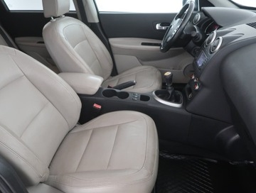Nissan Qashqai I Crossover 1.5 dCi DPF 110KM 2011 Nissan Qashqai 1.5 dCi, Skóra, Navi, Xenon, Klima, zdjęcie 8