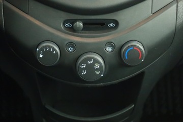 Chevrolet Spark II Hatchback 1.2L DOHC 81KM 2010 Chevrolet Spark 1.2 16V, Klima, El. szyby, zdjęcie 9