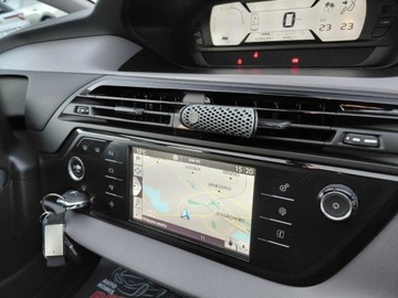 Citroen C4 Picasso II Picasso Facelifting 1.6 BlueHDi 100KM 2017 Citroen C4 Picasso Navi Klimatronik Sensor Hak PDC Alu 1.6 Diesel 100KM, zdjęcie 13