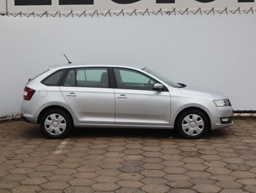Skoda Rapid II Liftback Facelifting 1.0 TSI 95KM 2018 Skoda Rapid Spaceback 1.0 TSI, Salon Polska, zdjęcie 5