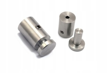 Rotula Ф 16 mm z dystansem 20 mm, DIN 913 M4