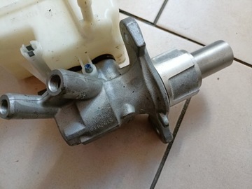 НАСОС ТОРМОЗНОЙ ЖИДКОСТИ + БАК JEEP WRANGLER GLADIATOR 0204840963