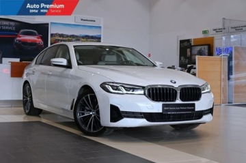 BMW Seria 5 G30-G31 Limuzyna 518d 150KM 2020 BMW Seria 5 518dFV23Adaptacyjne Reflektory LEDPrzyciemniane Szyby 2.0