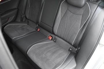 Volkswagen Passat B8 Variant Facelifting 2.0 TDI SCR 150KM 2025 Volkswagen Passat Variant 150KM TDI DSG Elegance IQDrive Alu17 Kamera360 H, zdjęcie 31