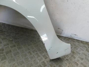 BLATNÍK PŘEDNÍ LEVÝ SUZUKI SPLASH
