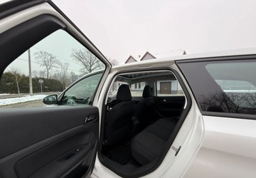 Peugeot 2014 Peugeot 308 Peugeot 308 PureTech 130 GPF Stop amp Start Allure Pack 1.2, zdjęcie 19