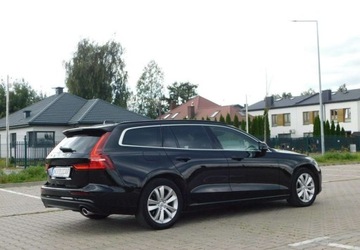 Volvo V60 II  2021 Volvo V60 z Gwarancja Bezwypadkowy Model 2022r 2.0 Benzyna 197KM, zdjęcie 17