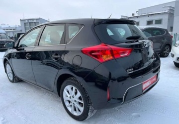 Toyota Auris I Hatchback 3d Facelifting 1.6 Valvematic 132KM 2013 Toyota Auris kamera , nawigacja 1.6 Benzyna 132KM, zdjęcie 7