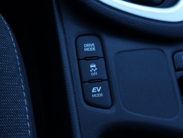 Toyota Yaris IV Hatchback 1.5 Hybrid Dynamic Force 116KM 2022 Toyota Yaris 1.5 VVT-i Hybrid, Salon Polska, zdjęcie 17