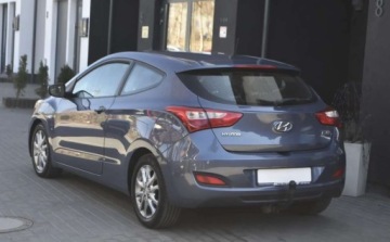 Hyundai i30 II Hatchback 5d 1.4 MPI 100KM 2012 Hyundai i30 Hyundai i30 i30cw 1.4 Trend 1.4 Benzyna 99KM, zdjęcie 4