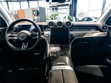 Mercedes GLC C254/X254 Coupe 2.0 220d 197KM 2026 MERCEDES-BENZ GLC 220 d 4-Matic AMG Line 2.0 (197KM) 2026, zdjęcie 8