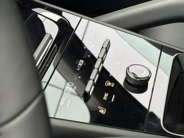 Porsche Cayenne III SUV Facelifting 3.0 353KM 2025 PORSCHE Cayenne Coupe Black Edition Suv 2.0 (353KM) 2025, zdjęcie 11