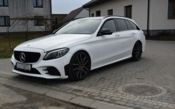 Mercedes Klasa C W205 2019 Mercedes-Benz Klasa C 2.0B AMG 265KM Navi Kamera Aktywne wydechy 123 TYS KM, zdjęcie 5