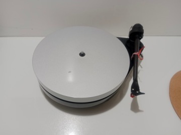 АНАЛОГОВЫЙ TURNtable Pro-Ject RPM 5.1 (RPM5.1)