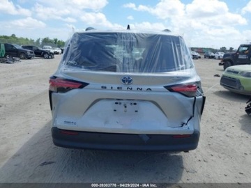 Toyota Sienna III 2021 Toyota Sienna Toyota Sienna XLE 8-Passenger (Natl) 2.5 Benzyna 189KM, zdjęcie 4